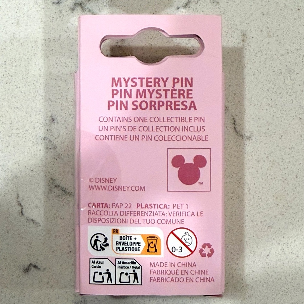 Loungefly Disney Princess Water Bottle Enamel Pin Blind Box - Repunzal - Picture 5 of 5